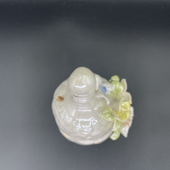 Bell Porcelain Dinner 3D Sculpted Iridescent Spring Floral Gold Trim 6"  Vintage - Picture 6 of 10